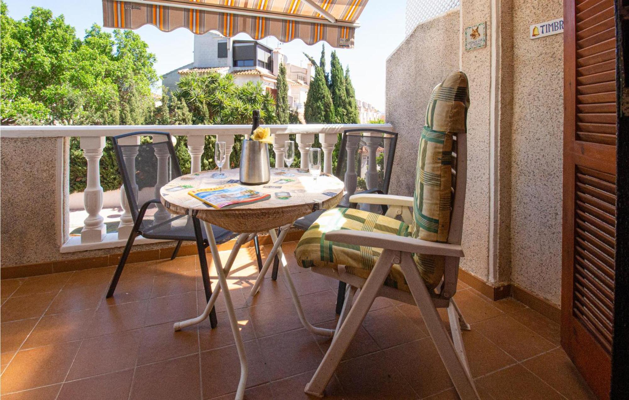 Cozy Apartment In Guardamar Del Segura Extérieur photo